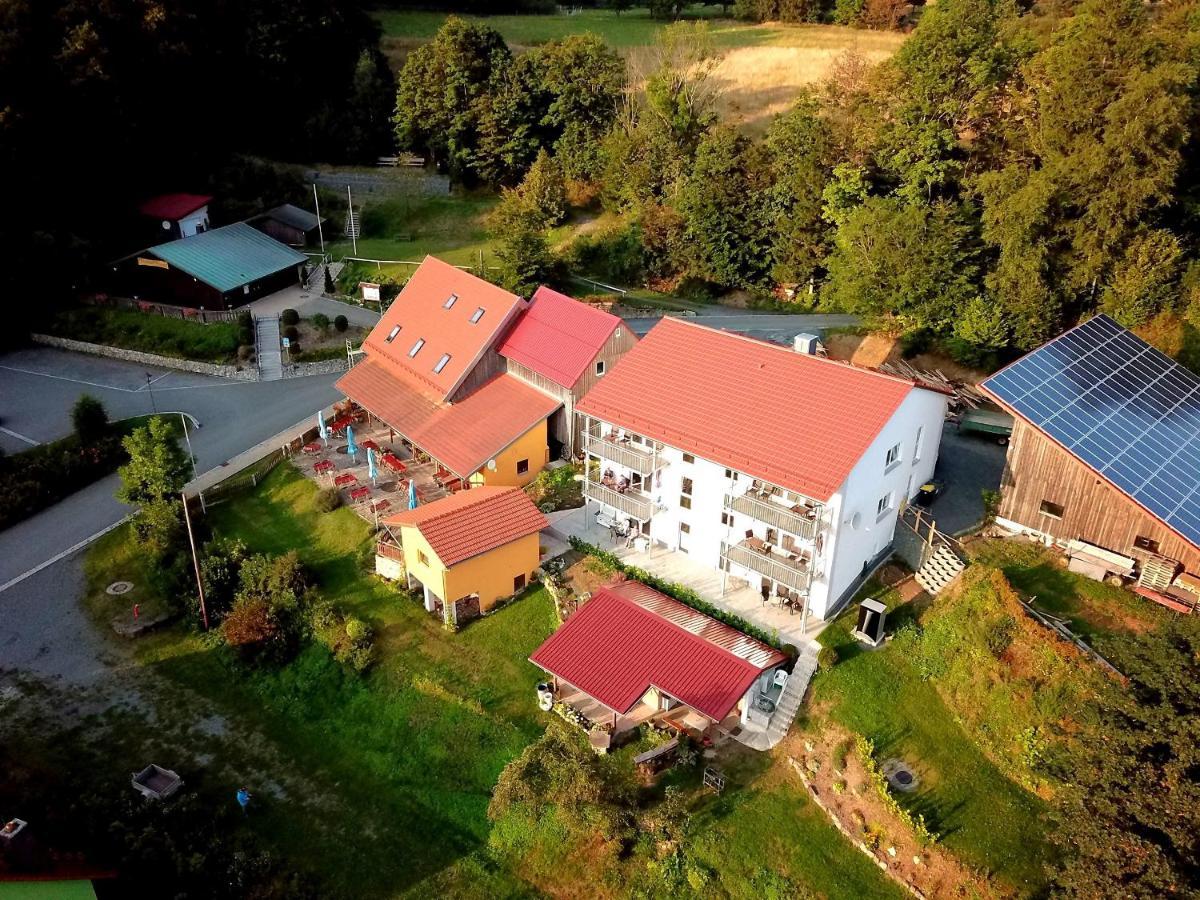 Fränkische Linie - Radspitz-Ferienwohnungen Marktrodach Exterior foto